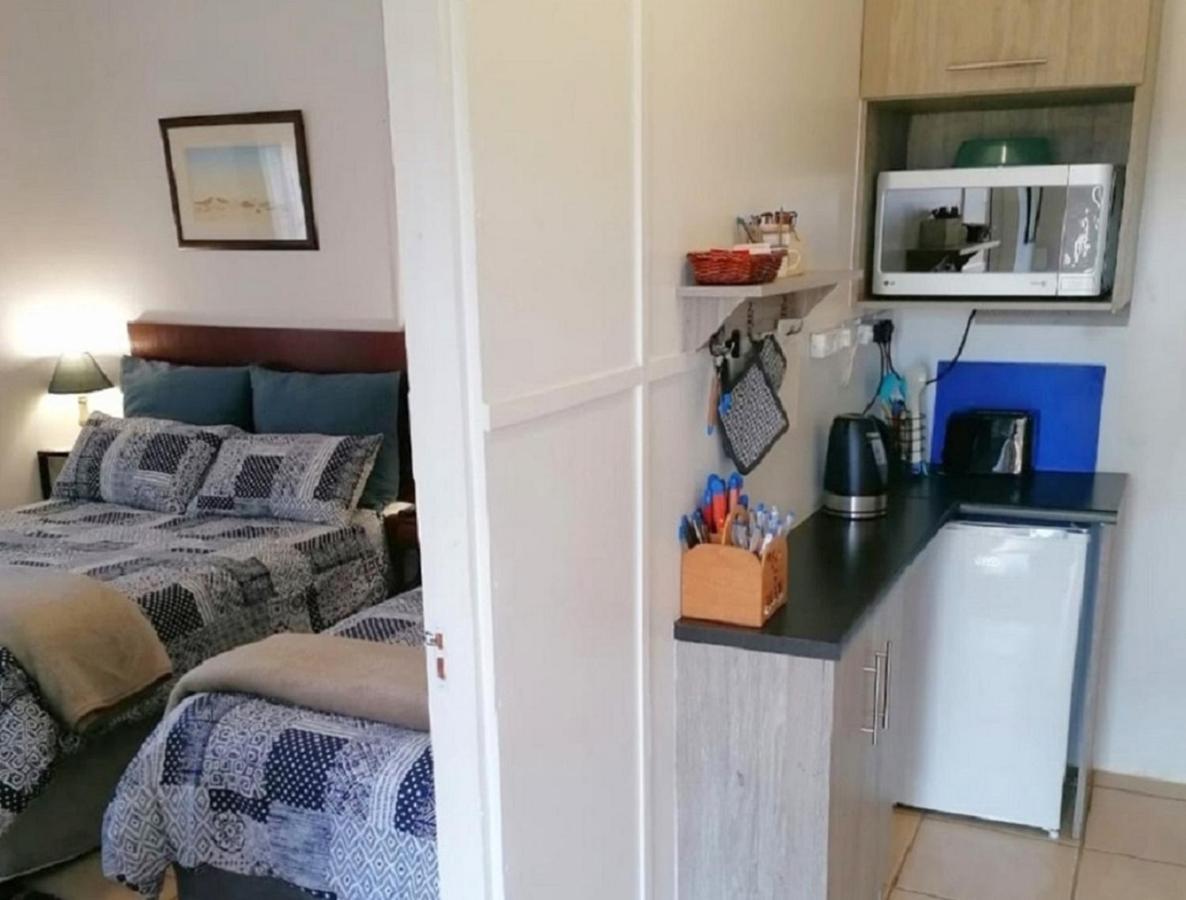 Fairbairn Guest Farm *